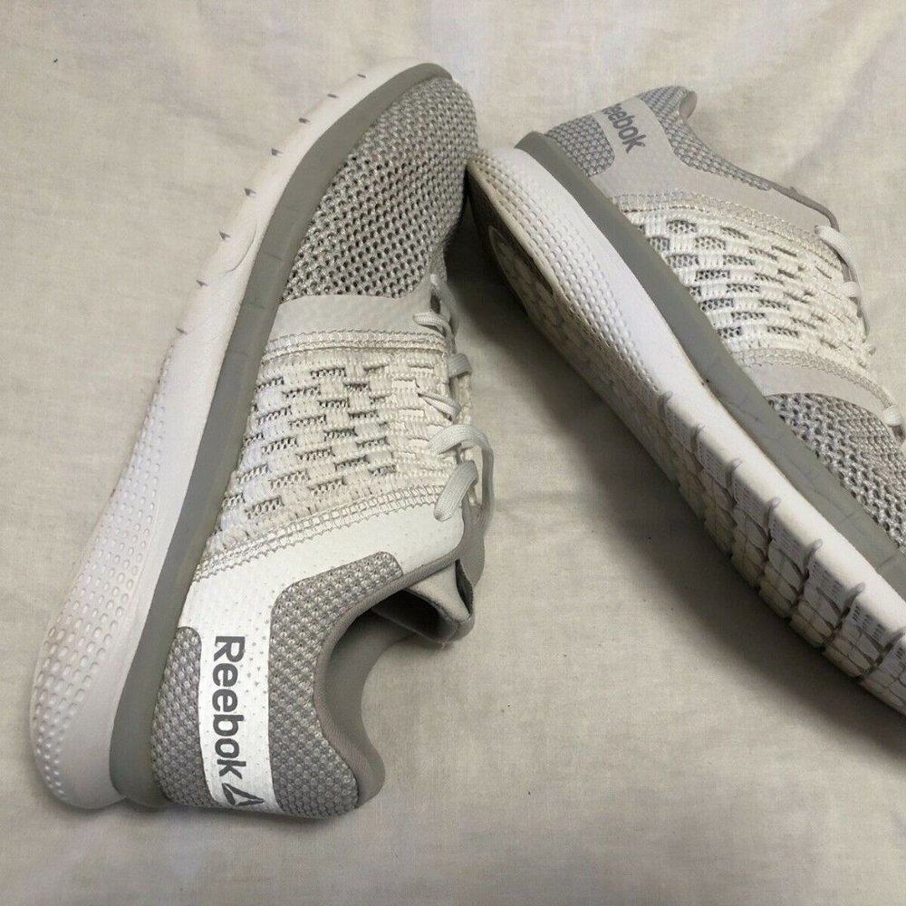 REEBOK | Women’s 8.5 | MEMORY TECH LT White Gray ATHLETIC SHOE Running Sneaker
